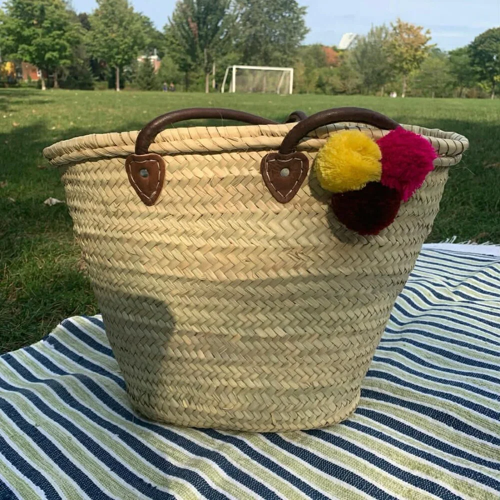 NWT straw basket bag with genuine leather straps - beach basket - Picture 1 of 6